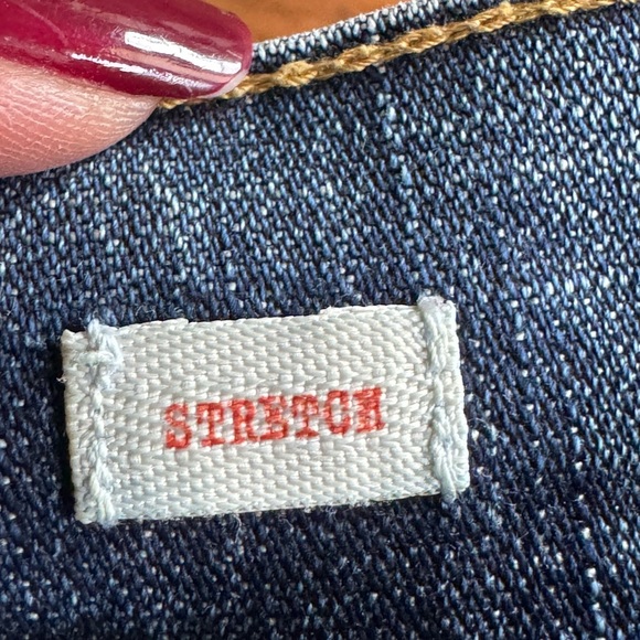 Old Navy Cuff Denim Capris‎ - Picture 8 of 14